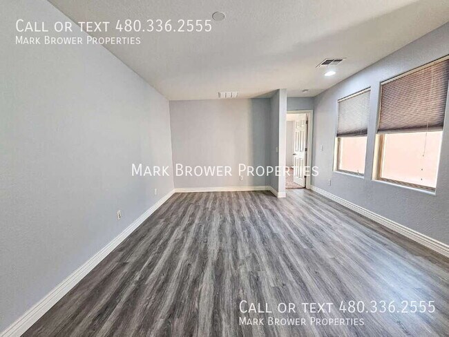 Building Photo - 8964 W Northview Ave