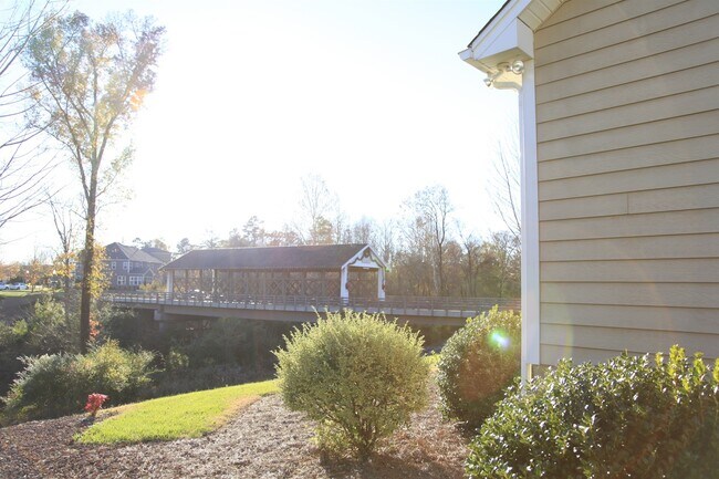 Building Photo - Perfect 4bd/2.5bth home in desirable Millb...