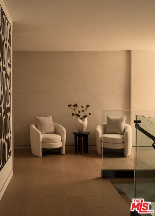 Building Photo - 2608 Zorada Dr