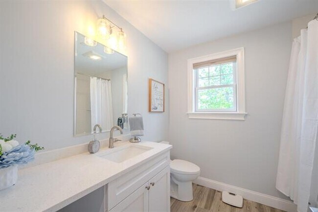 Building Photo - 37 Kibrel Ct
