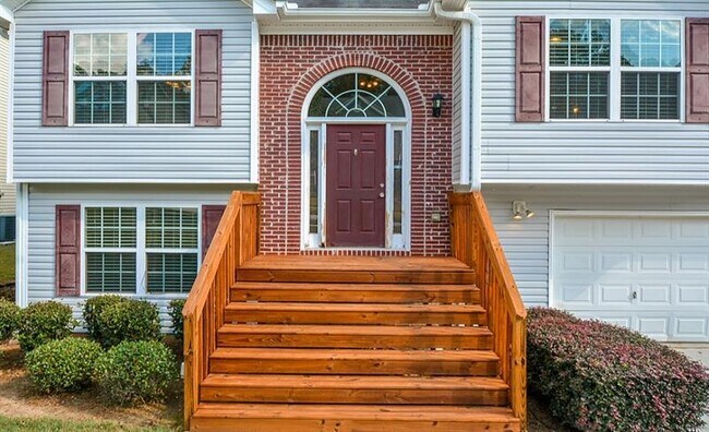 Building Photo - 4166 Round Stone Dr