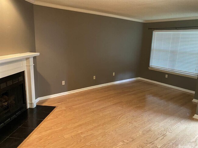 Building Photo - 2221 Wentwood Valley Dr