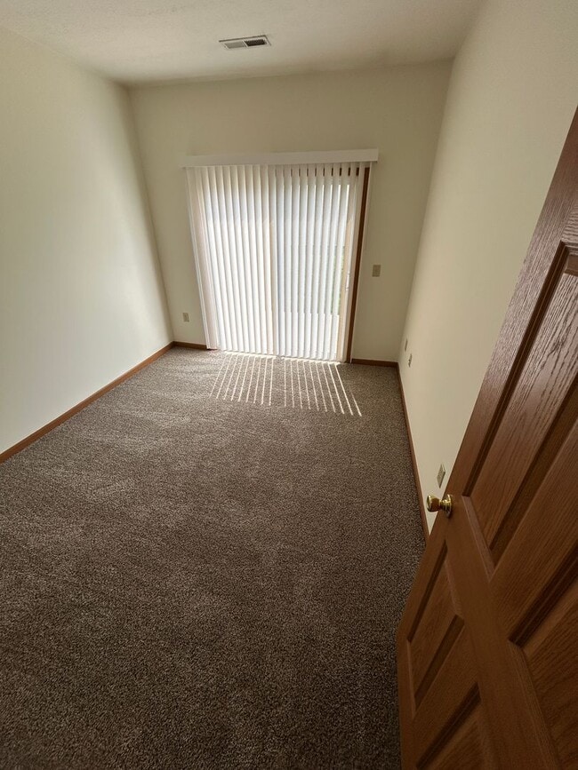 Building Photo - Modern & Spacious 3-Bedroom Ranch Condo – Coming April 2026!