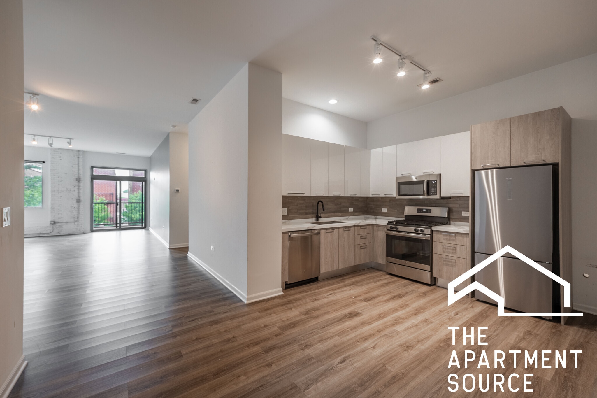 Building Photo - 2550 S Wabash Ave