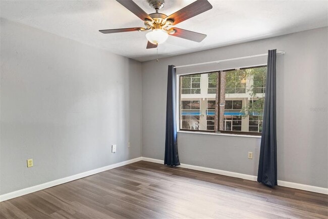 Building Photo - 2635 SW 35th Pl
