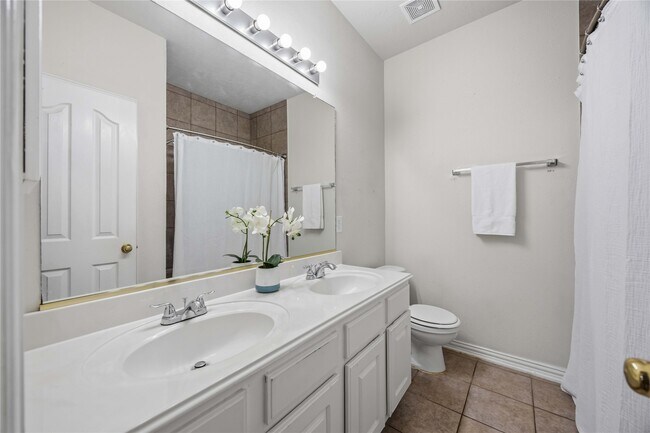 Building Photo - 6642 Redberry Glen Ln