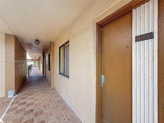 Building Photo - 8420 SW 133rd Avenue Rd