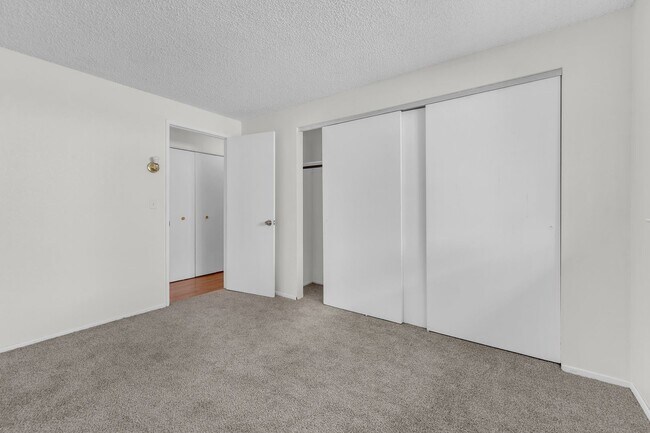 Building Photo - One Level Home in Stead