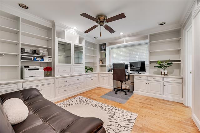 Building Photo - 3825 Echo Brook Ln