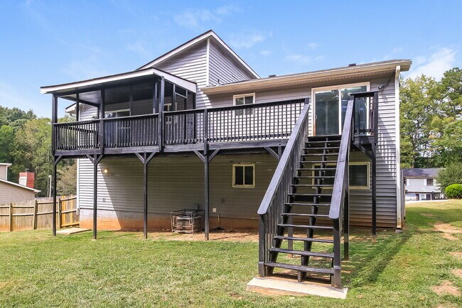 Building Photo - 3833 Chimney Mill Trail