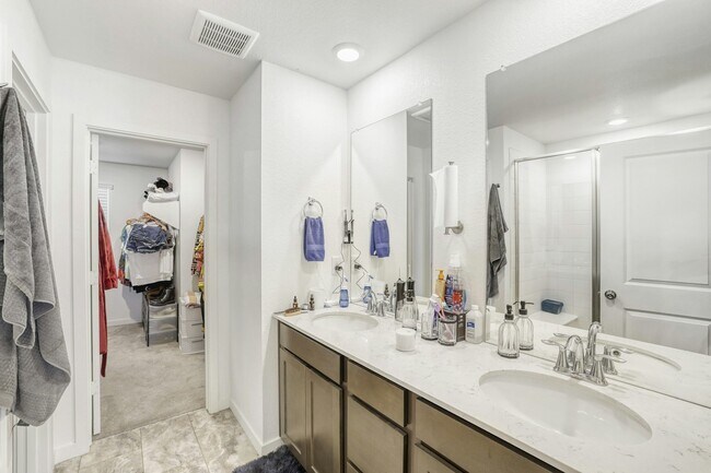 Building Photo - 8991 Hightower St