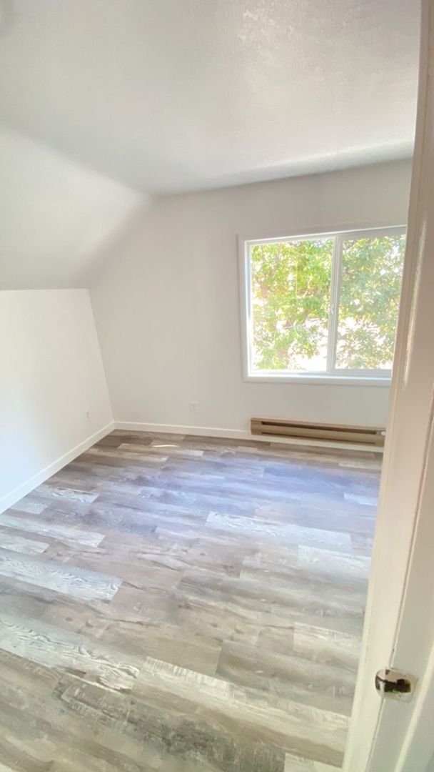 Building Photo - Remodeled Two Story Farmhouse
