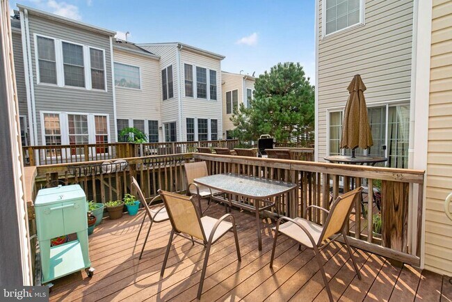 Building Photo - 13719 Maple Sugar Ln