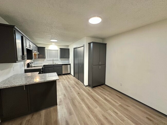 Building Photo - 7410 Avenue W