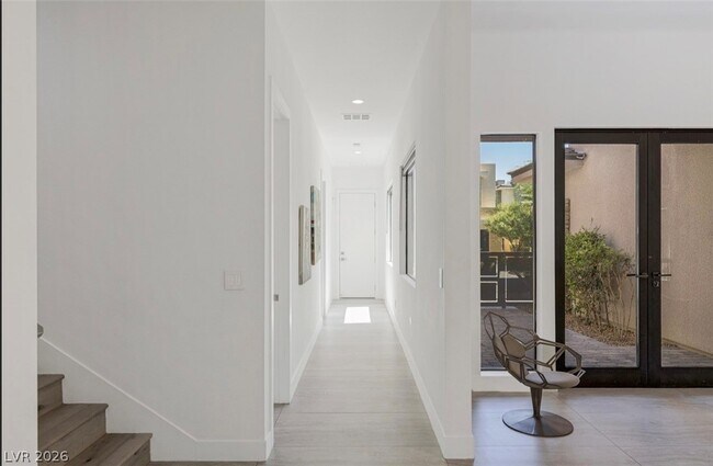 Building Photo - 47 Pristine Glen St