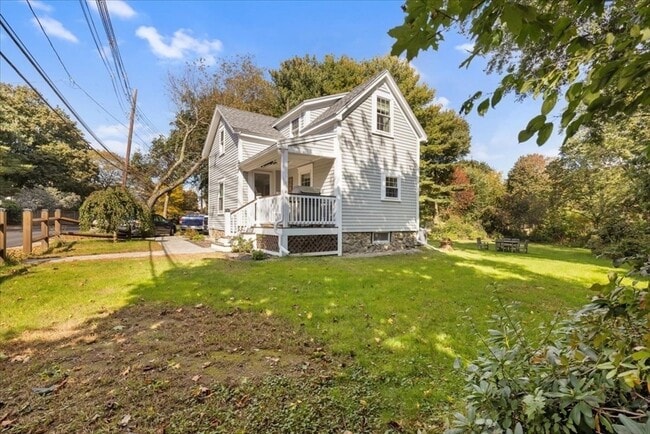 Building Photo - 39 Burley St