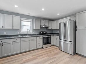 Building Photo - 71 1st Ave