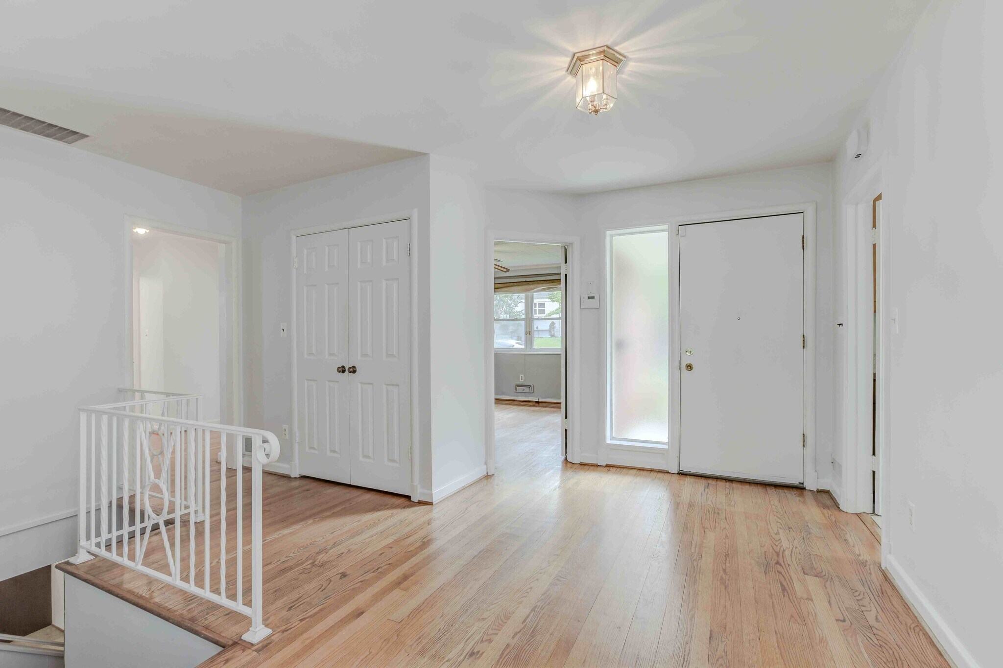 Building Photo - 3215 Brooklawn Ter