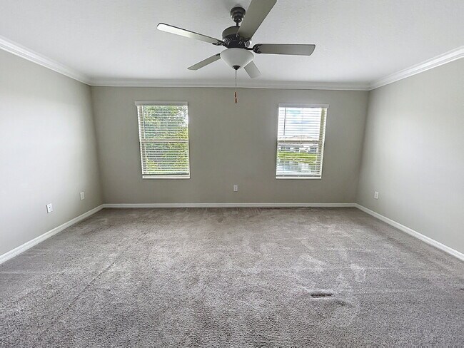 Building Photo - 23213 Willow Glen Way
