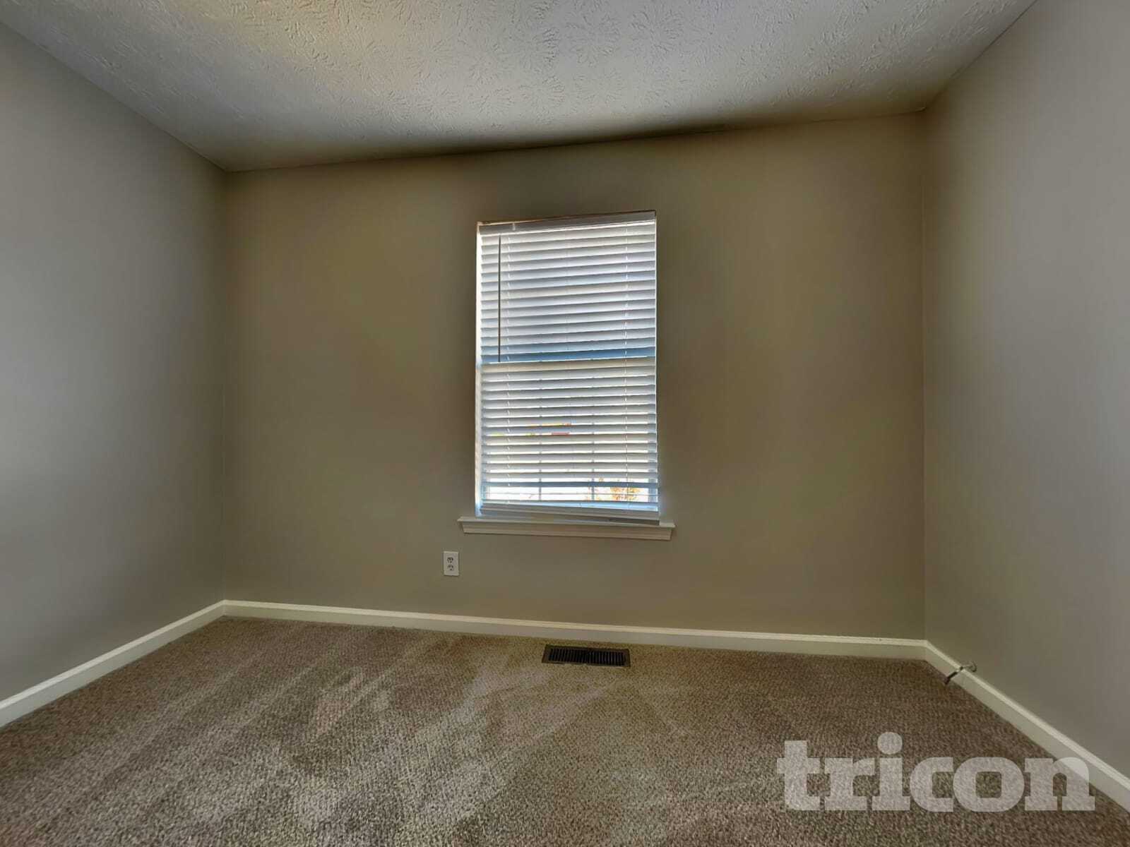 Building Photo - 140 N Greenfield Cir