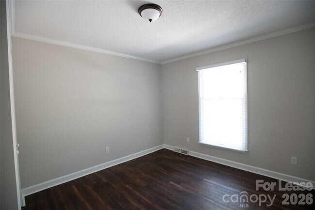 Building Photo - 9100 Nash Ave