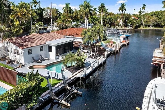 Primary Photo - 530 SW 11th Ave