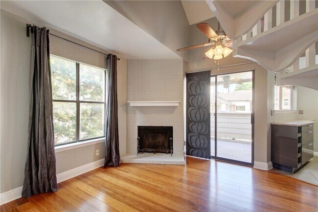 Building Photo - 2500 Burleson Rd