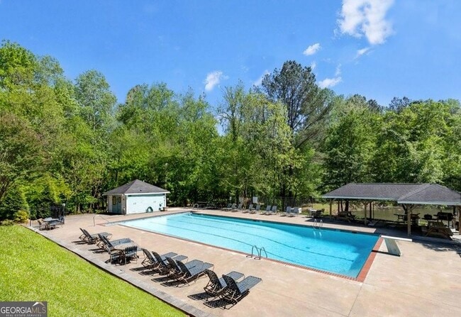Building Photo - 1140 Mitsy Forest Dr NE