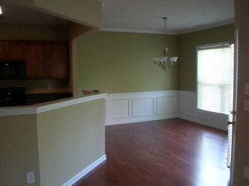 Building Photo - 5775 Weddington Dr