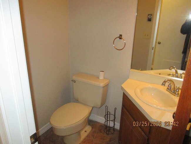 Building Photo - 2000 W Willis