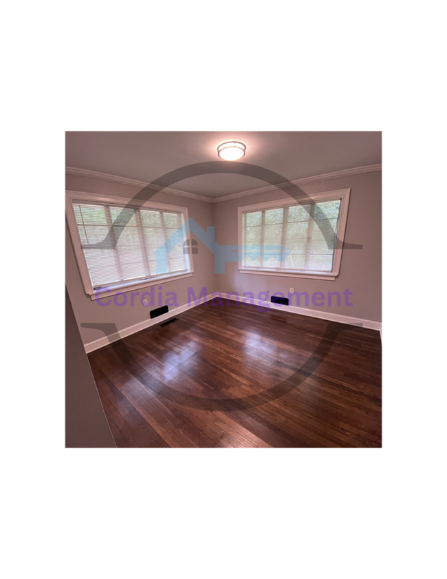 Building Photo - 2 Bedroom For Rent in Decatur - Gorgeous H...