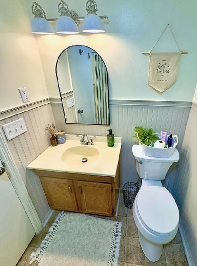 Building Photo - featuring an open layout - rent to own!