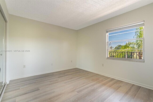 Building Photo - 13455 SW 16th Ct