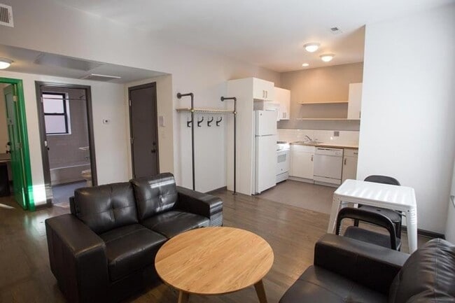 Interior Photo - 5300 S. Drexel Avenue