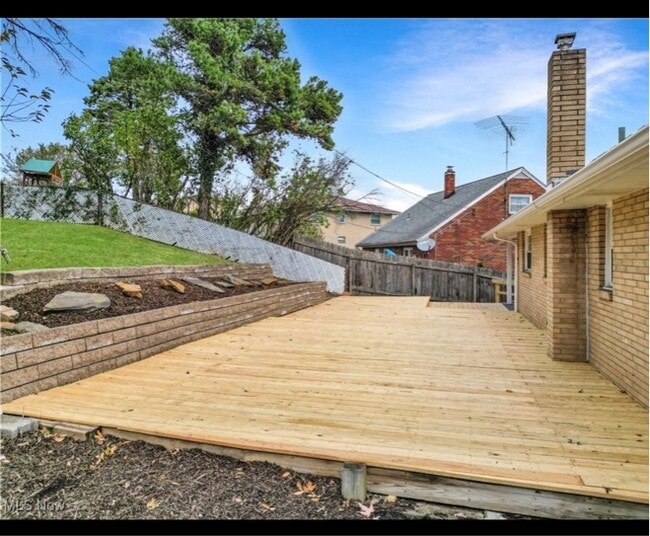 Building Photo - 240 Stardust Dr