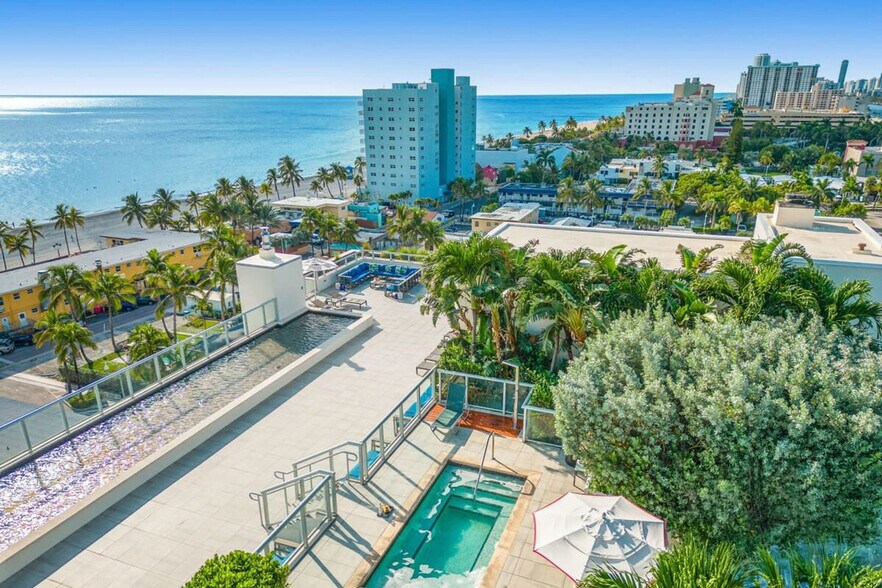 Building Photo - 777 N Ocean Dr
