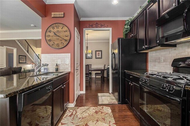 Building Photo - 2530 Thackery Ct