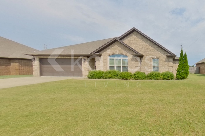 Primary Photo - 94 Cottonwood Dr