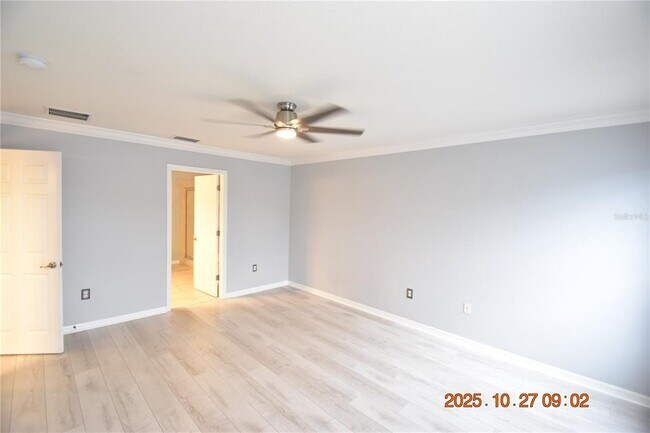 Building Photo - 8806 Cameron Crest Dr