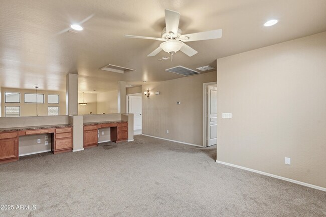 Building Photo - 3032 E Denim Trail