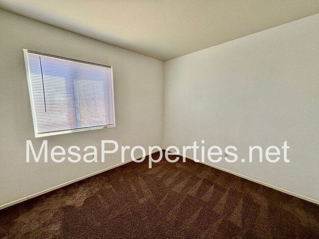 Building Photo - 13784 Brynwood St