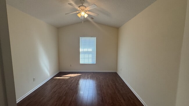 Building Photo - 1447 Biscayne Bay Cir