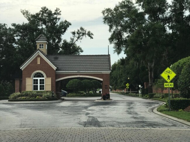 Building Photo - 6220 Hedgesparrows Ln