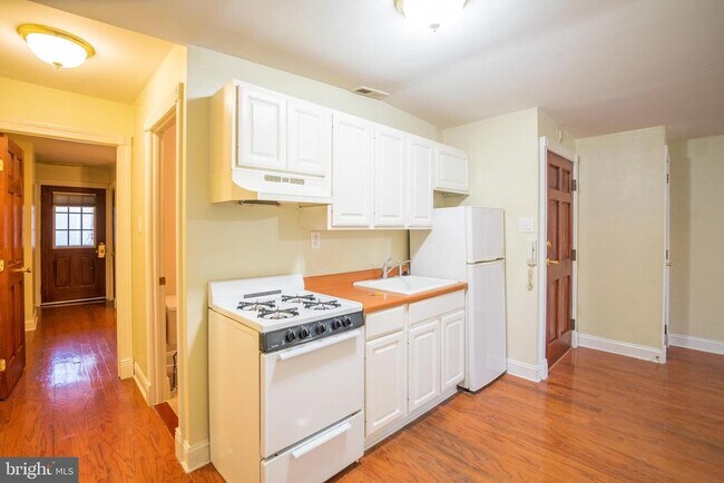 Building Photo - 1124 Passyunk Ave