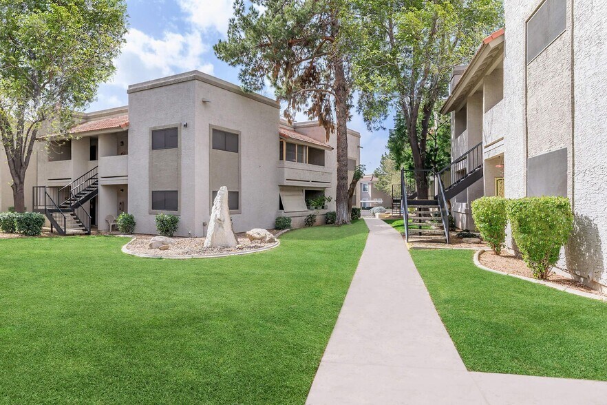 Primary Photo - Marabrisa Condominiums