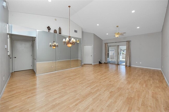 Building Photo - 2411 Bentley Dr