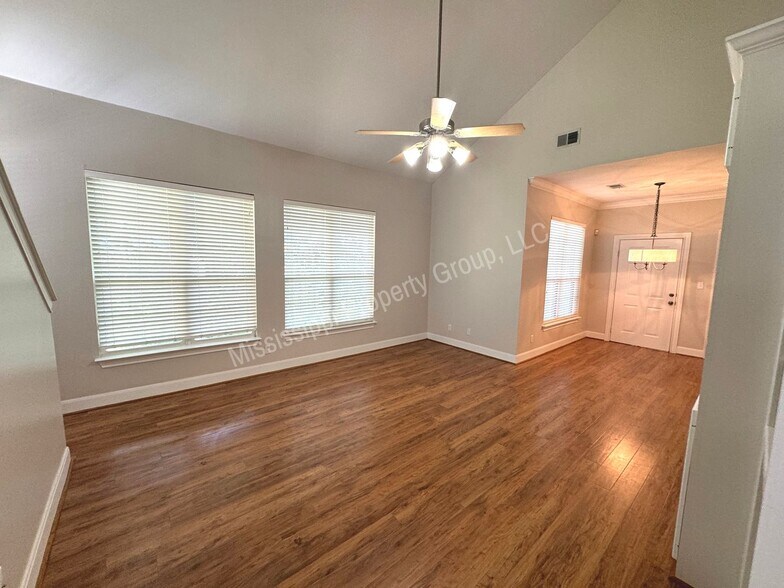 Building Photo - 408 Private Rd 3097