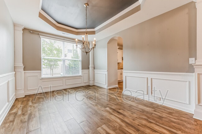 Building Photo - 7419 Canova Ln