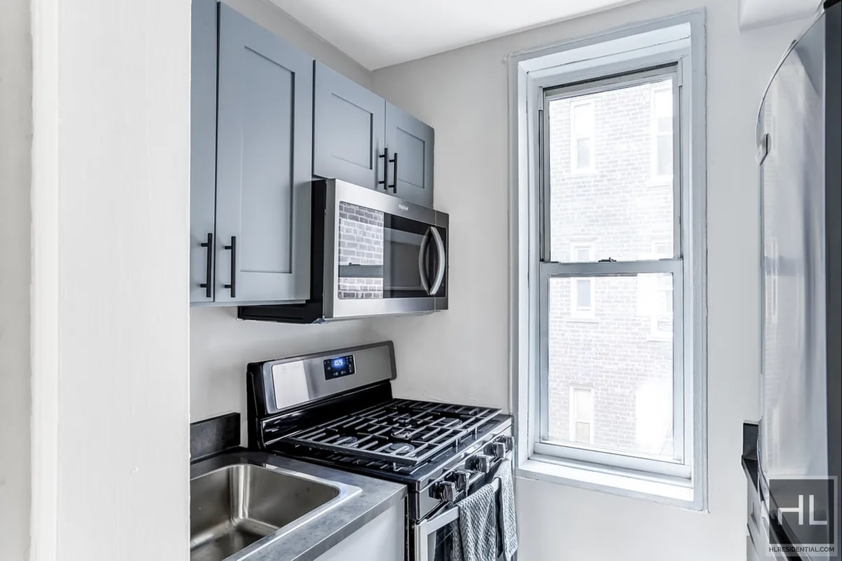 Building Photo - East 58th Street