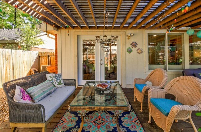 Building Photo - 16806 Langland Rd